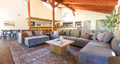 Wilderness West Resort Cabin 4