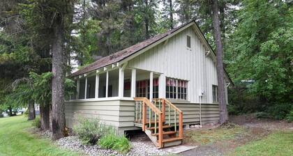 Wilderness West Resort Cabin 6