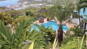 Unclassified image, 3 of 7, button - Bettyes Villa (Charlotte Amalie)