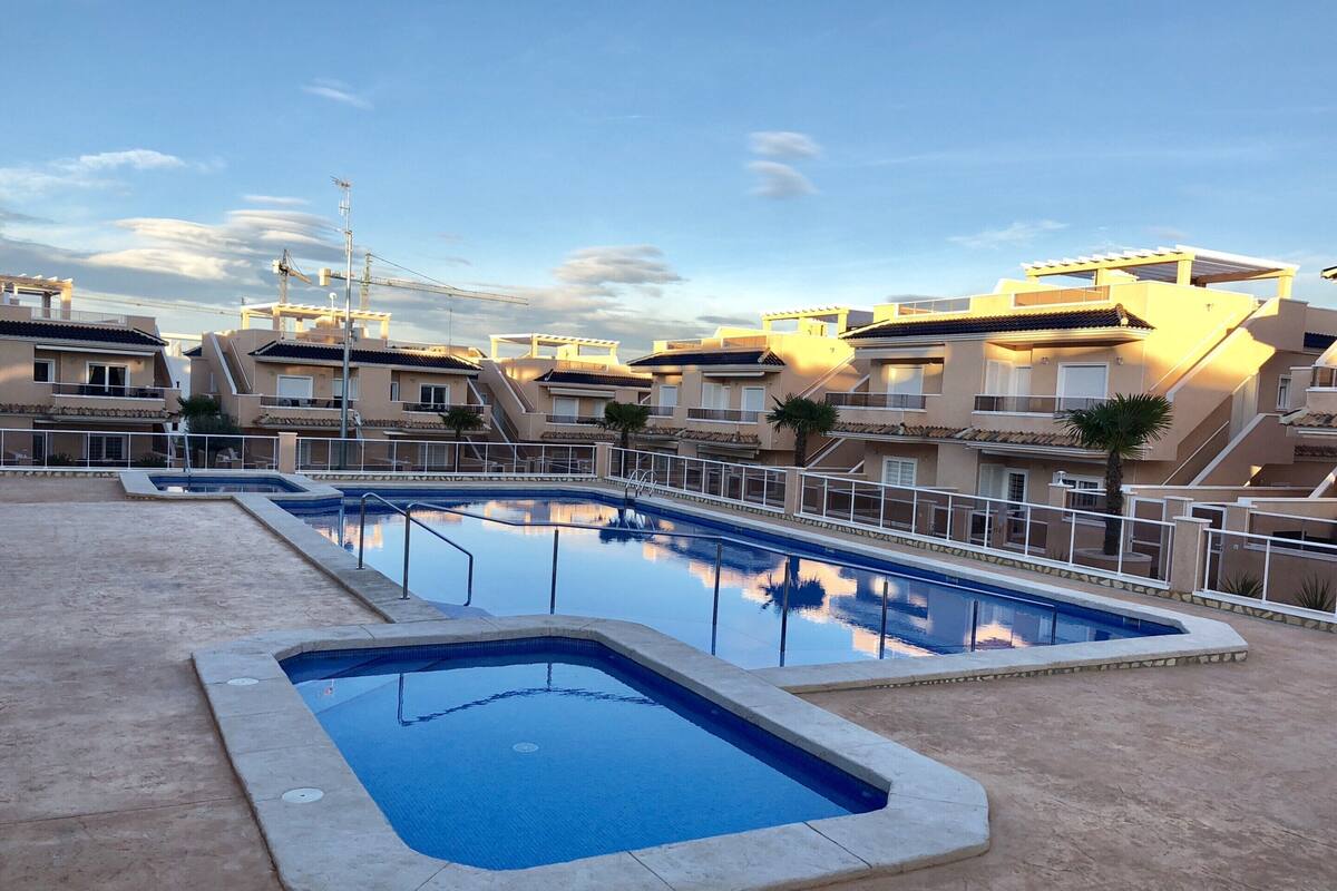 Apartment | Pool | Outdoor pool