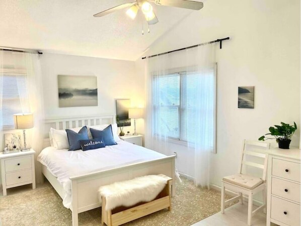 3 bedrooms, iron/ironing board, free WiFi, bed sheets