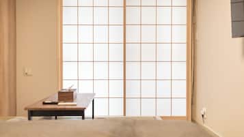 Laptop workspace, free WiFi, bed sheets