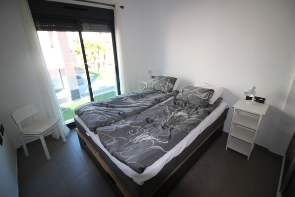 アパートメント | 2 室のベッドルーム、アイロン / アイロン台