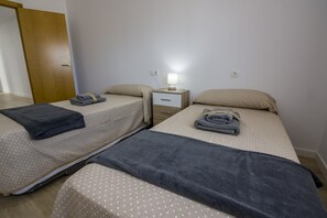 Apartment | 3 bedrooms, iron/ironing board - River-view Apartment in Ayamonte (Ayamonte)