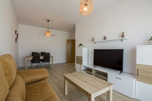 Apartment | Private kitchen - River-view Apartment in Ayamonte (Ayamonte)