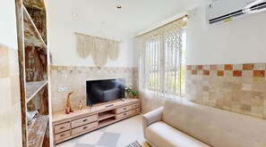 Villa, 3 Bedrooms | Living area