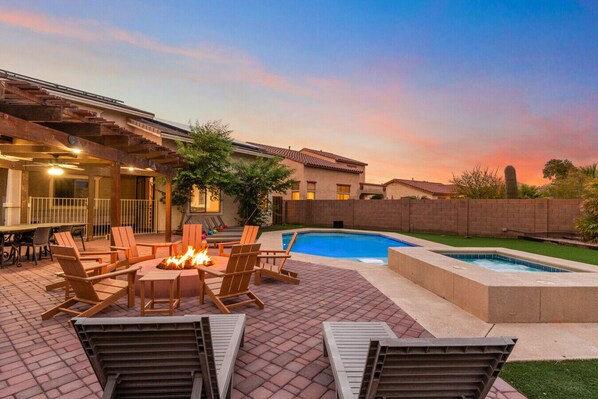 Et oppvarmet basseng