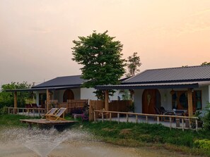 บริเวณภายนอก