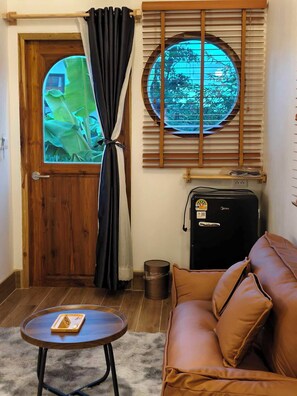 บ้านดีลักซ์ | โต๊ะทำงาน, Wi-Fi ฟรี