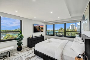 3 bedrooms, iron/ironing board, travel cot, free WiFi