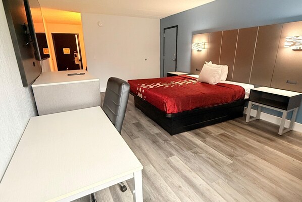 Standard Room, 1 King Bed, Non Smoking