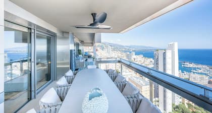 Lujoso apartamento de 5 habitaciones y 10 peniques con terraza en Mónaco