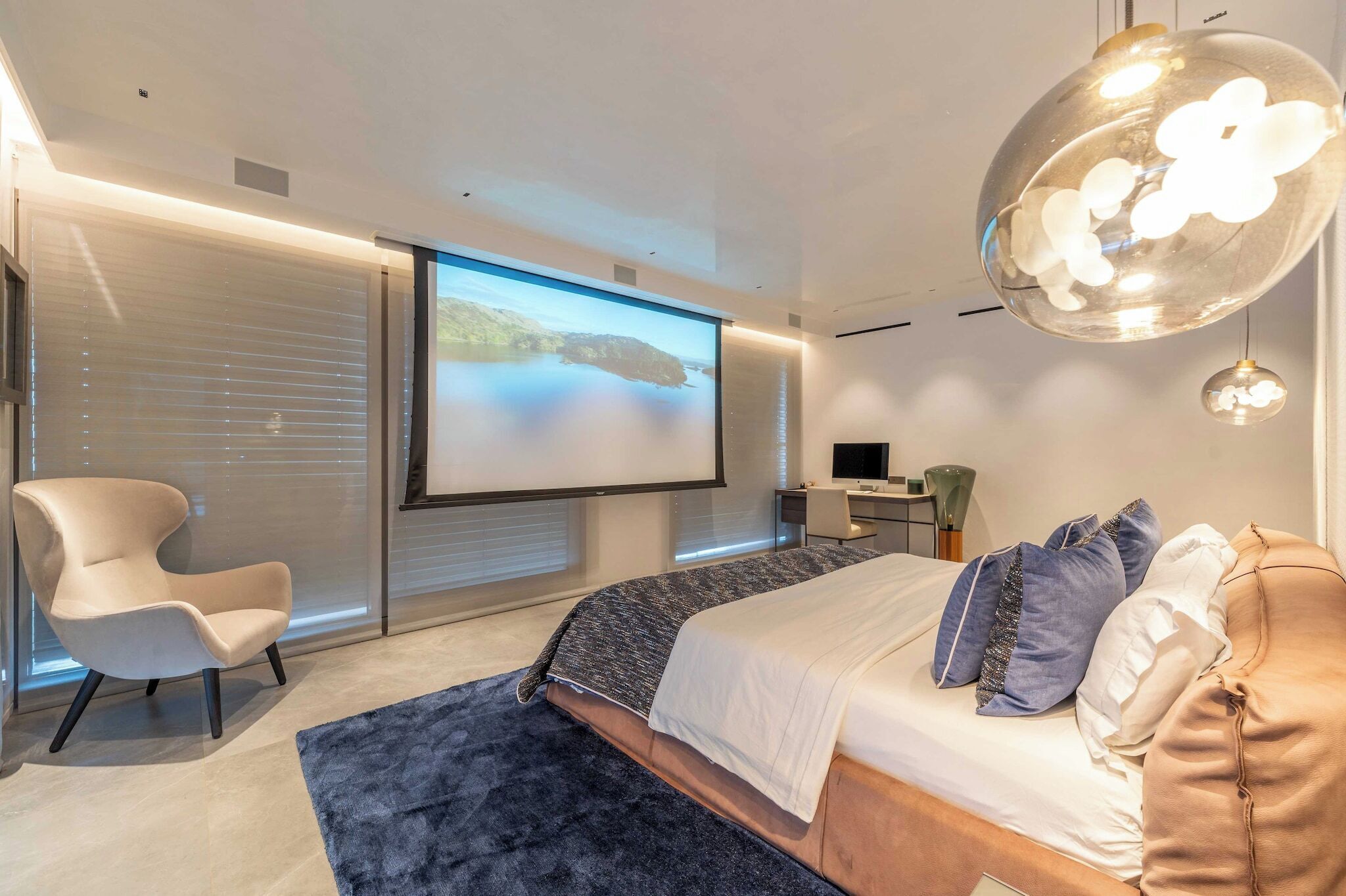 5 habitaciones, tabla de planchar con plancha y wifi gratis 