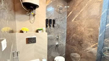 Shower, bidet, towels, soap