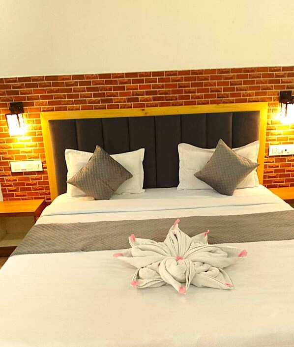 Family Room, Garden View