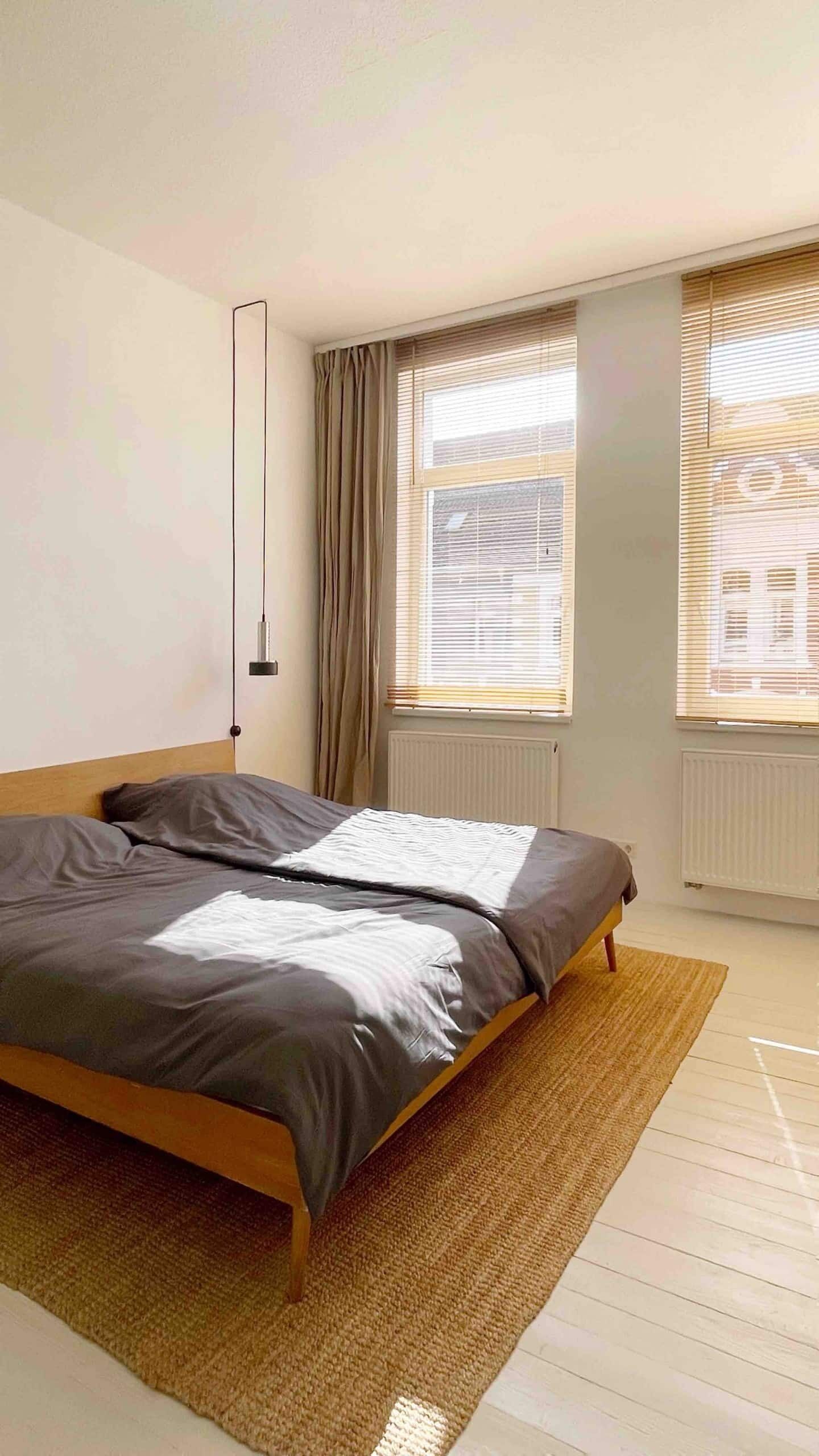 4 Schlafzimmer, Schreibtisch, Bügeleisen/Bügelbrett, kostenloses WLAN