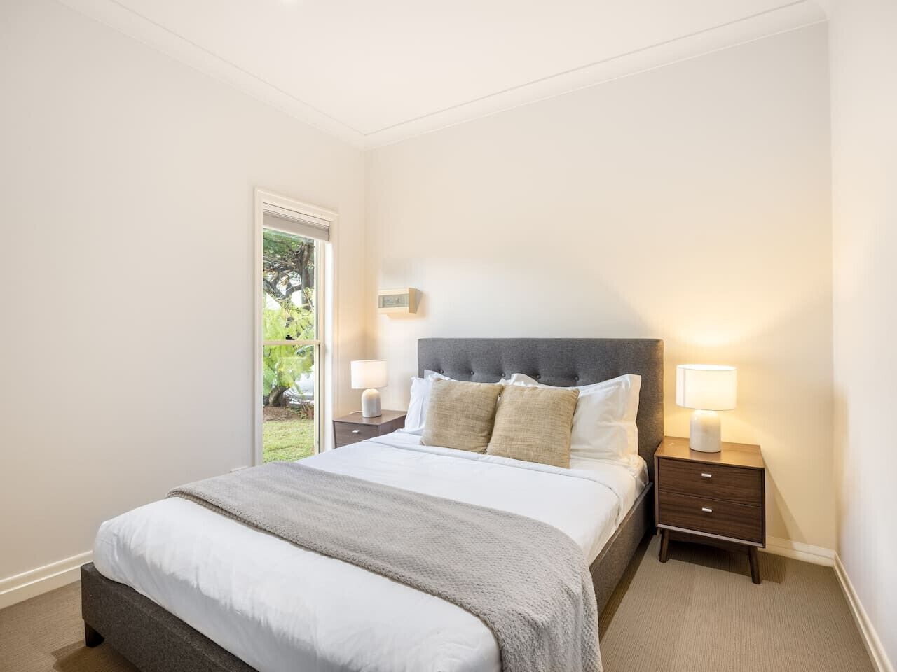 4 bedrooms, desk, iron/ironing board, WiFi