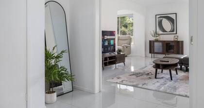 Spacious 4BR Family Home Prime Sunnybank Location