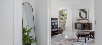 Spacious 4BR Family Home Prime Sunnybank Location