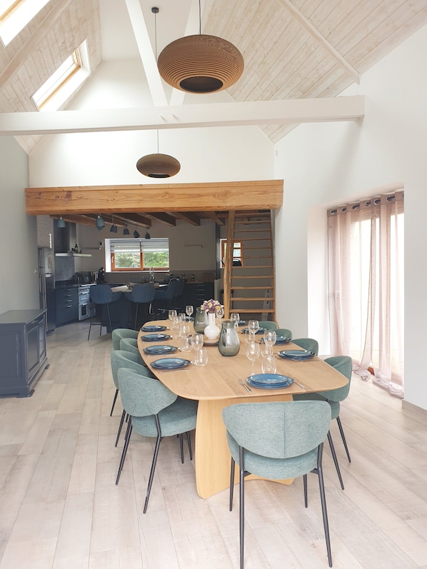 Dining - LARGE SEASIDE FARMHOUSE FOR 10 PEOPLE (Tréogat)