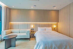 Deluxe Double Room | Free WiFi