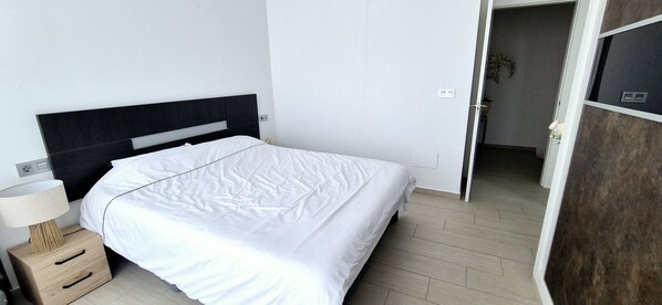2 bedrooms