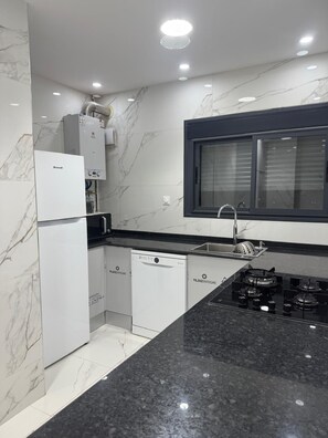 Private kitchen - Just like home in Oran, with an exceptional sea view to boot! (Oran)