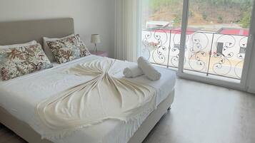 Comfort Double or Twin Room, City View | Free WiFi