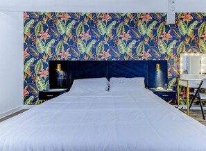 1 habitación, escritorio, tabla de planchar con plancha y wifi gratis