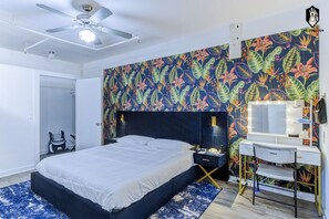 1 slaapkamer, een bureau, een strijkplank/strijkijzer, gratis wifi