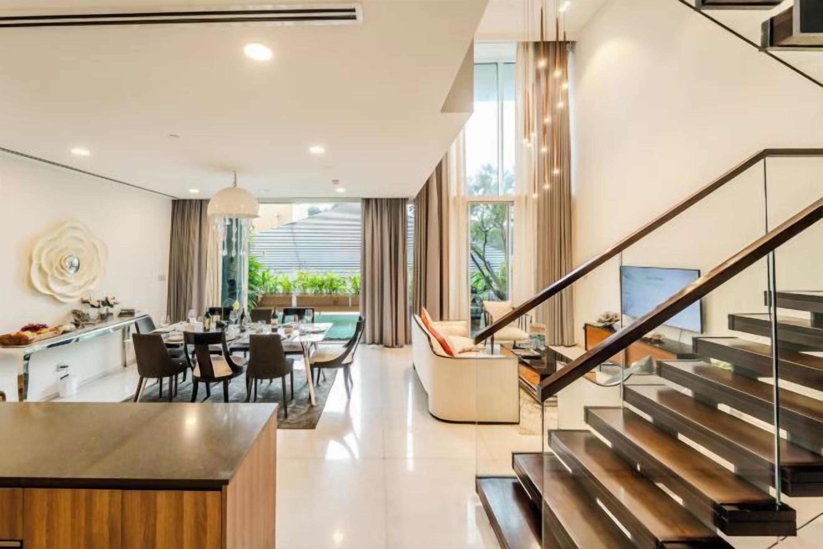 Ropa de cama hipoalergénica y minibar con artículos gratuitos 