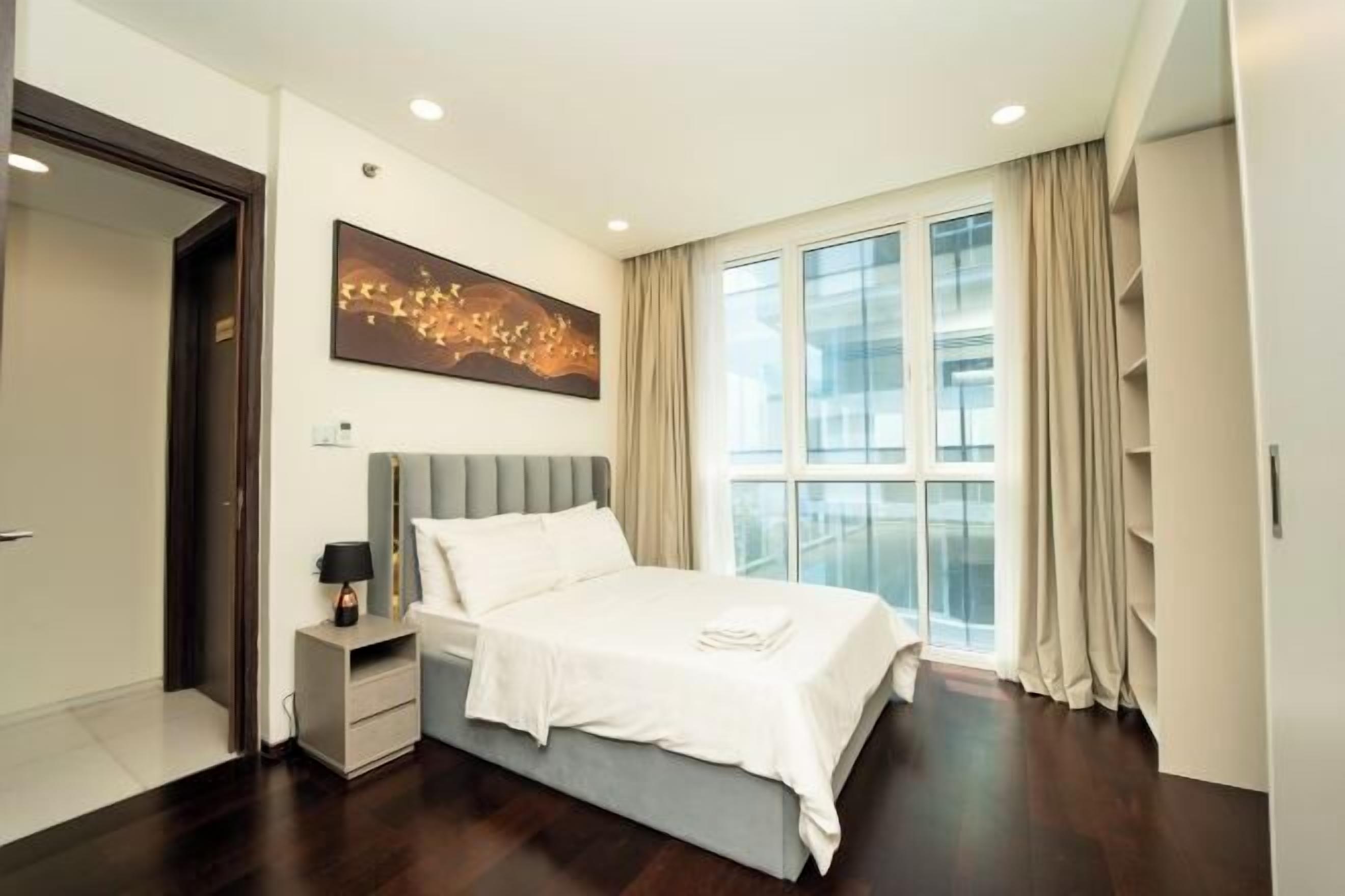 Ropa de cama hipoalergénica y minibar con artículos gratuitos 