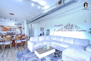 Interior - BRAND NEW Modern Spacious Loft in Downtown with free parking (Memphis)