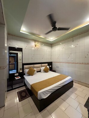 Classic Room | Free WiFi