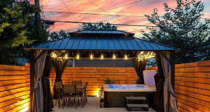 Hot Tub & Gym in the Heart of KC