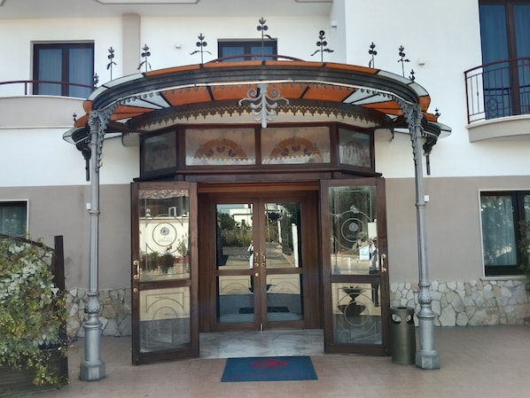 Facciata della struttura