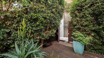 Enceinte de lâhĂ©bergement