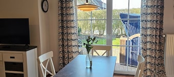 Cozy vacation apartment in Hooksiel - terrace, WLAN, barrier-free