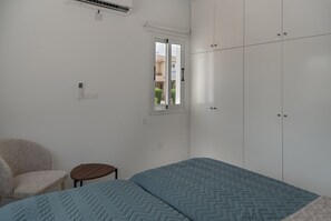 2 chambres, fer et planche à repasser, Wi-Fi, literie fournie