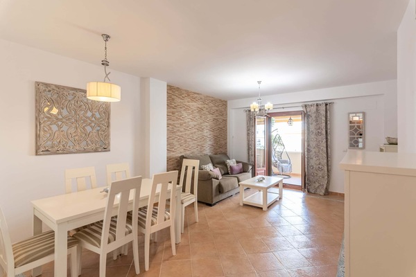 Apartment | Dining