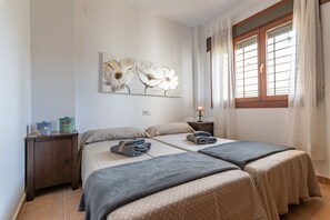 Apartment | 2 bedrooms, iron/ironing board