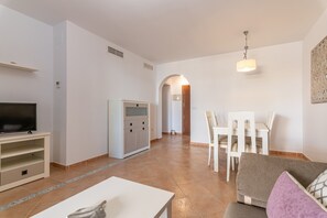 Apartment | Living room