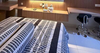 Cosy Studio near BCS & Grand Batam Mall - with Netflix & free wifi