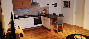 Friendly, newly furnished apartment with good transport connections!