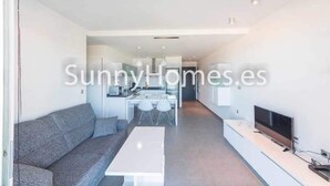 Apartment | Private kitchen - Apartment 50m From La Mata Beach (Torrevieja)
