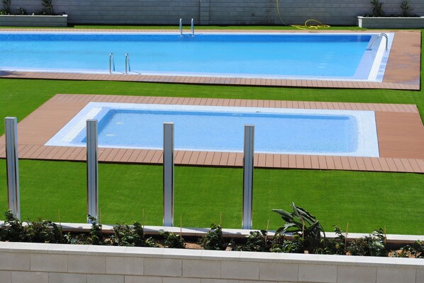 Apartment | Kolam renang | Kolam renang terbuka