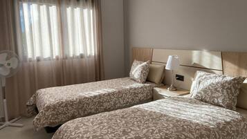Apartment | 2 bilik tidur, seterika/papan seterika