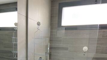 Apartment | Bathroom | Hair dryer