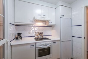 Apartment | Private kitchen - Holiday Home by the Sea in Andalusia (Ayamonte)