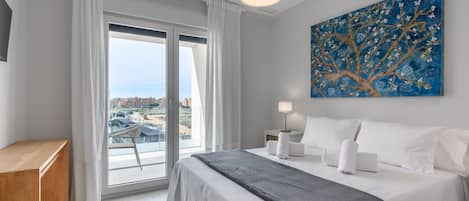 Apartment | 3 bedrooms, iron/ironing board